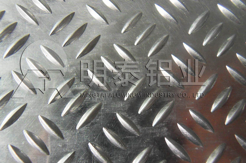 公交車防滑草莓在线观看