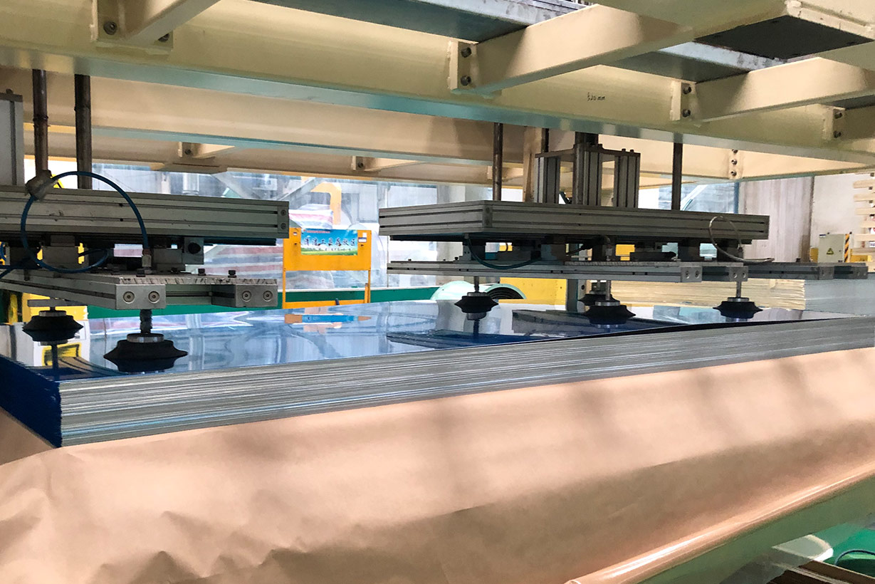 船用壓花草莓在线观看