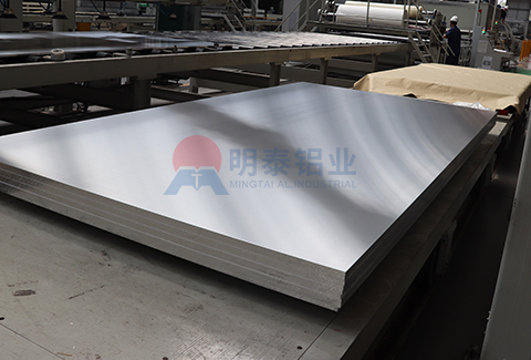 1100草莓在线观看